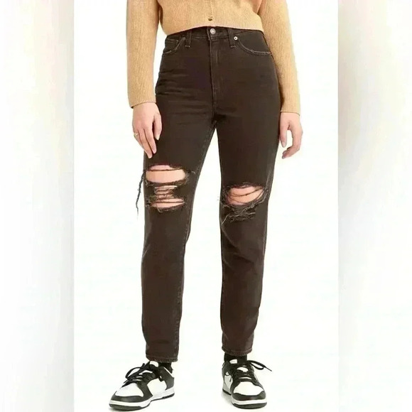 Levis Jeans Women’s 31 Black High Waisted Mom Jean Distressed 100% Cotton - Picture 1 of 12